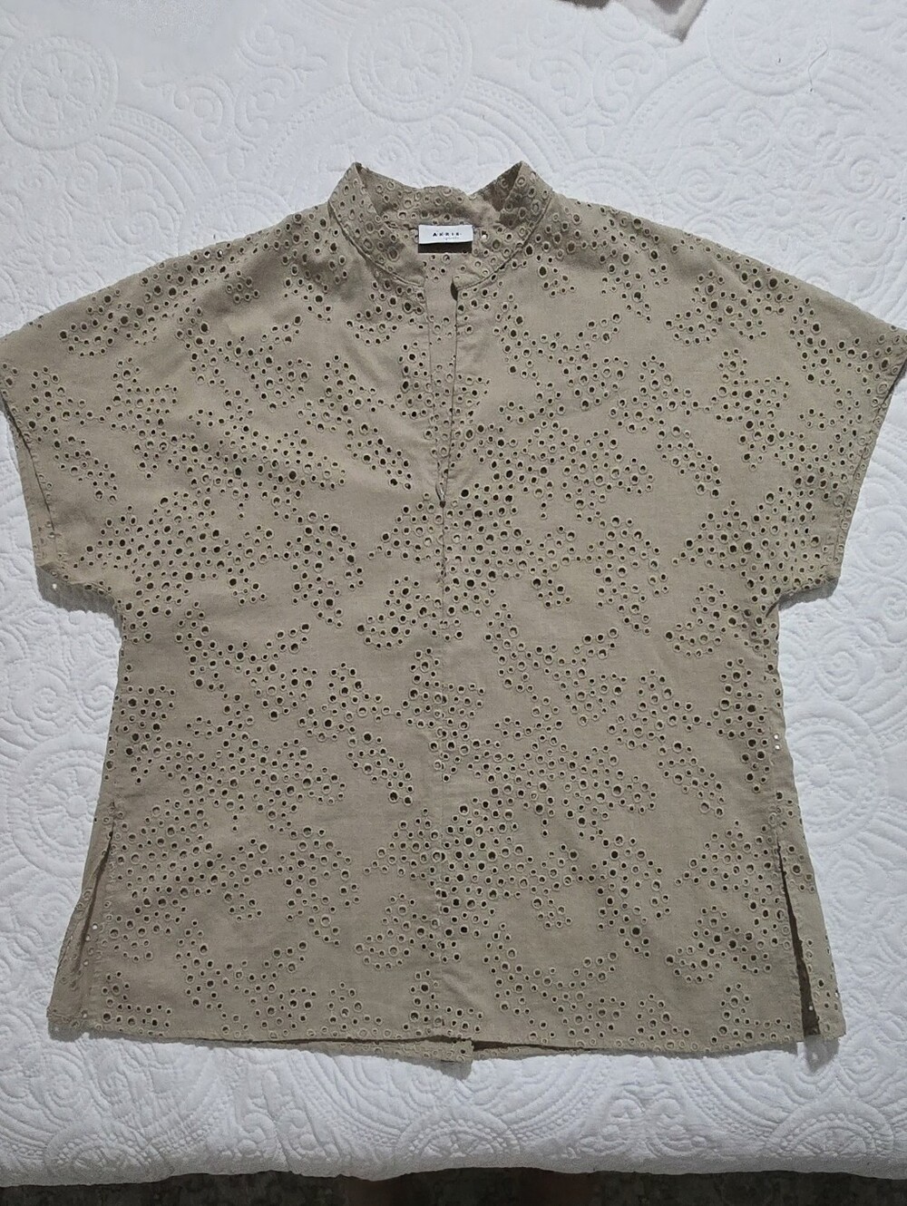 Akris Punto eyelet-embroidered cotton Blouse top, Size US 4
